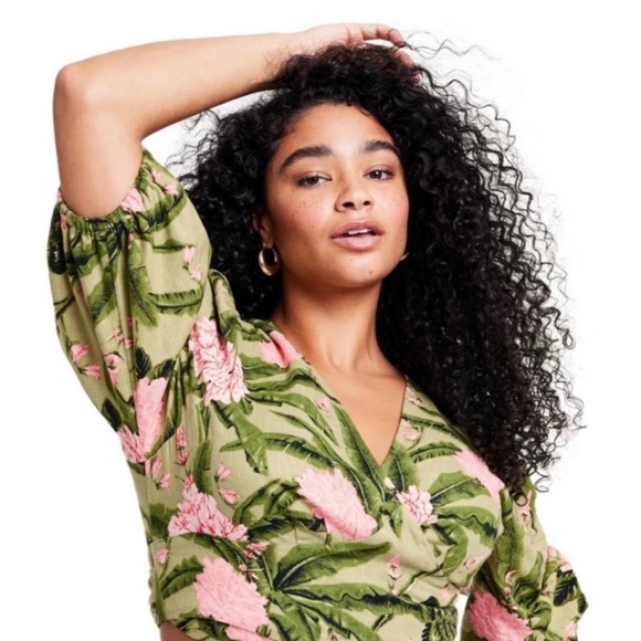Women's Large Peony Print Tie Wrap Top - Agua Bendita × Target Dark Olive/Blush - Picture 3 of 3